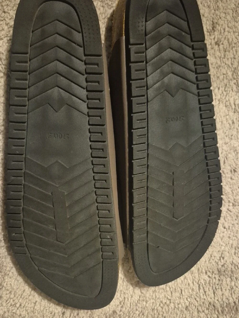 Mens Size 9.5 Classic Two Strap Sandals, Like New